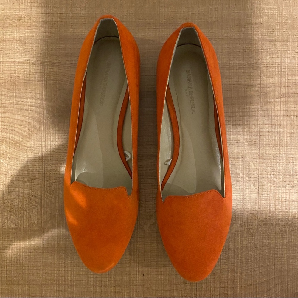 Banana Republic flats